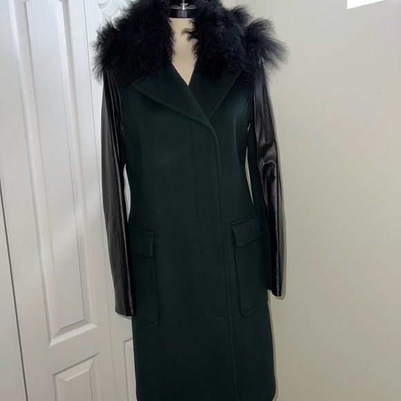 Danier Dark Green Coat with Fur Collar & Leather Sleeves - Picture 1 of 10